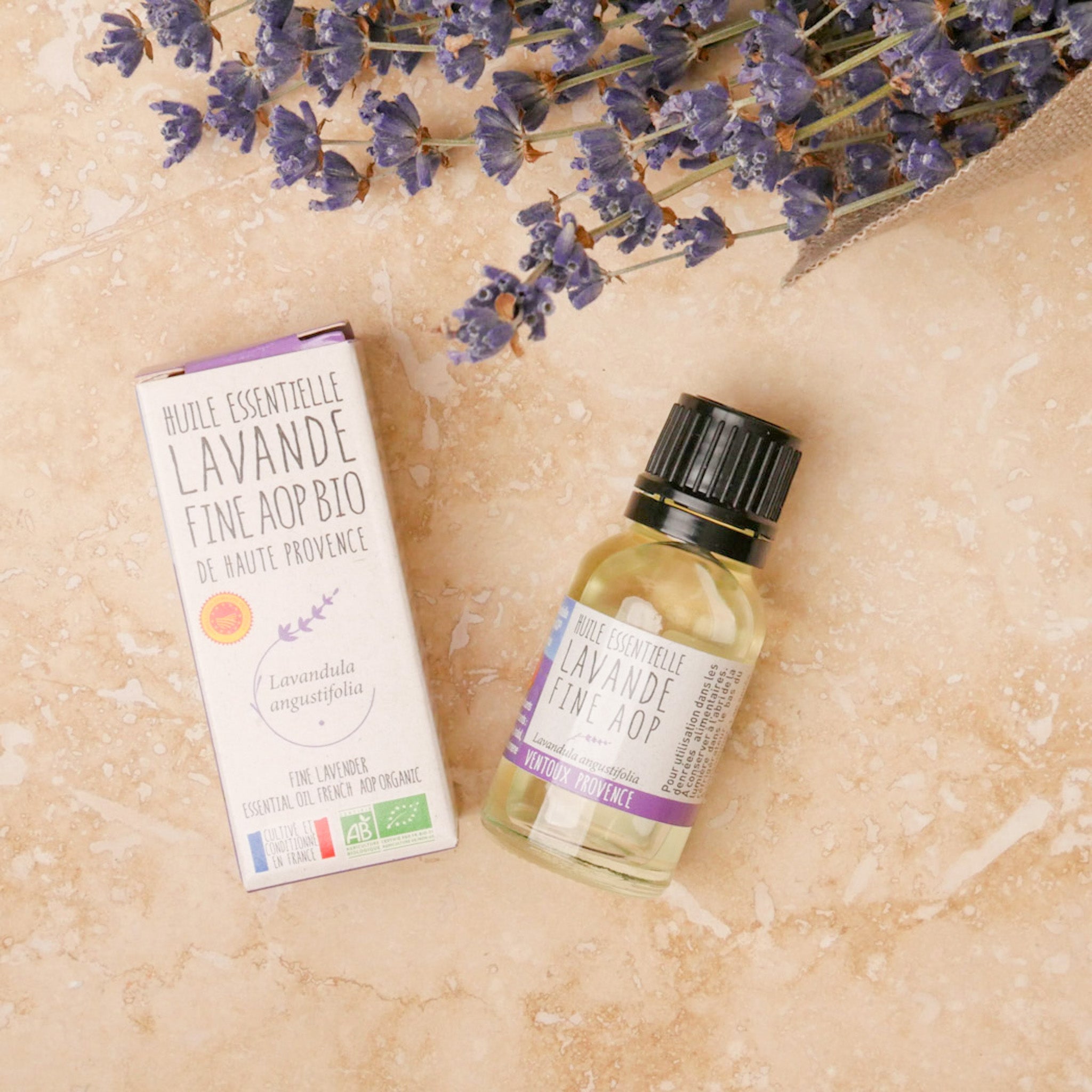 Bio Gute Nacht Spray und Lavendelöl aus der Provence – ideal für Aromatherapie und Schlafrituale